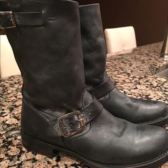 Frye Veronica short boots