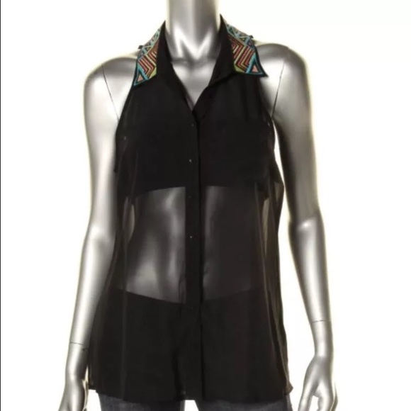 ❌SOLD❌Guess button down shirt