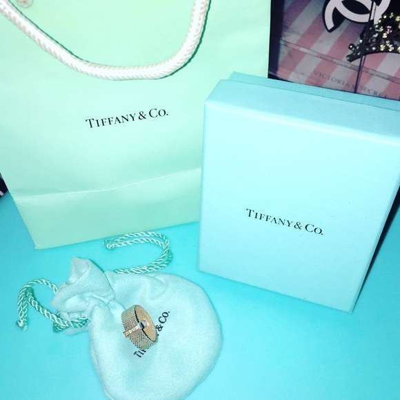 Tiffany Diamond mesh ring