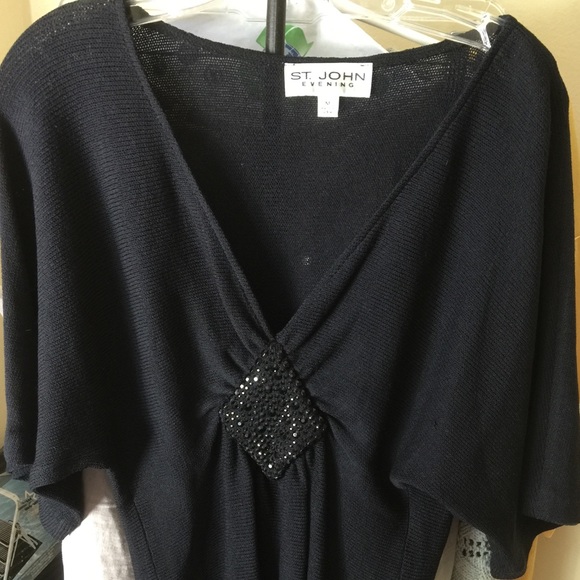 St. John Evening - black - size medium - blouse