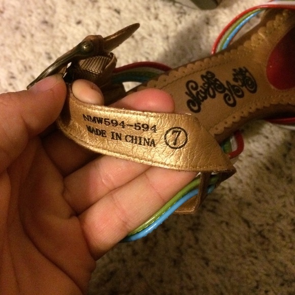 Naughty Monkey heels size 7 - Picture 4 of 4