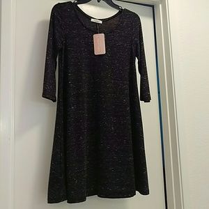 NWT gray lightly patterned shift dress small