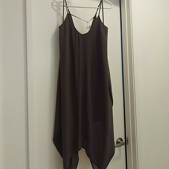 NWT Norah taupe midi dress size small