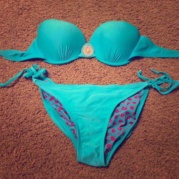 Turquoise bikini