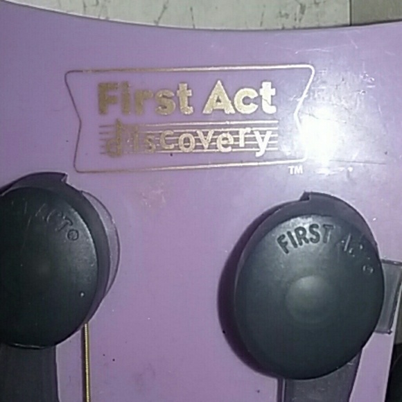 A gituar - Picture 2 of 4