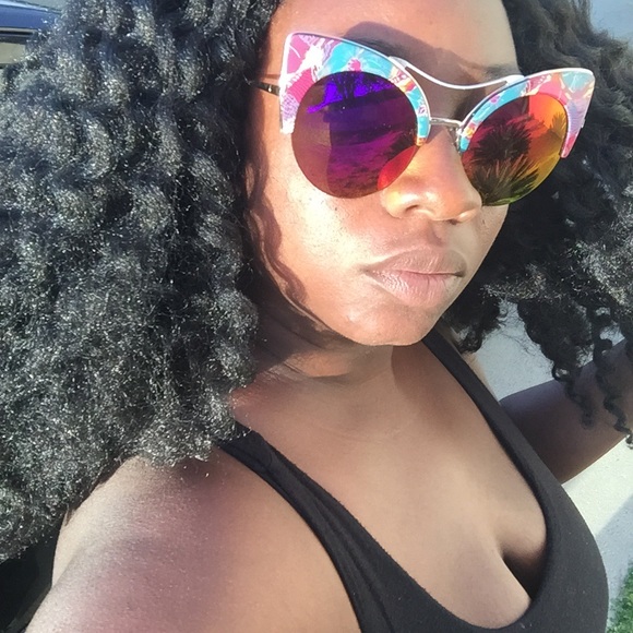 Zennia Sunglasses- pink