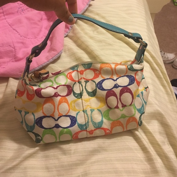 small coach purse - Picture 1 of 2