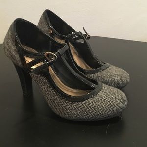 Worn once size 8