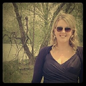 Meet your Posher, Amber