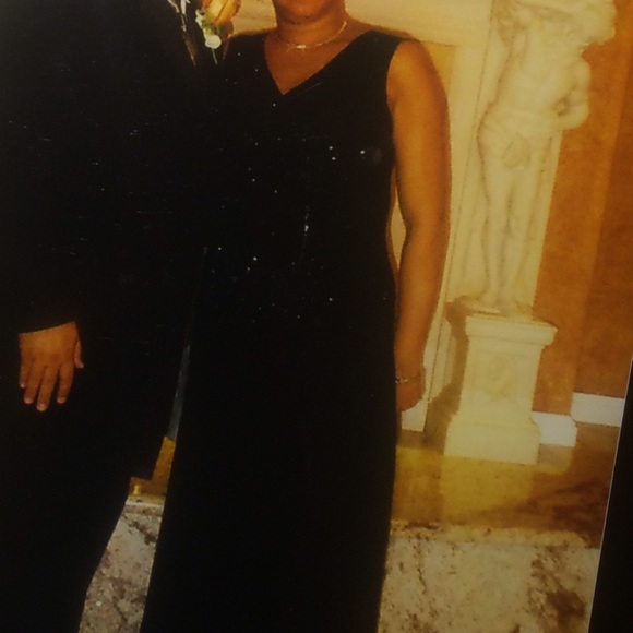 Macy's Pretty beaded dressy blouse - Picture 4 of 5