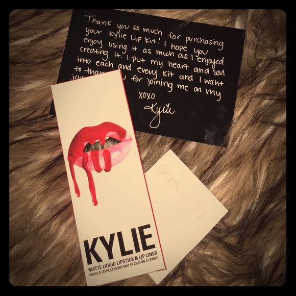 MUST SELL!! Kylie Jenner Lipkit