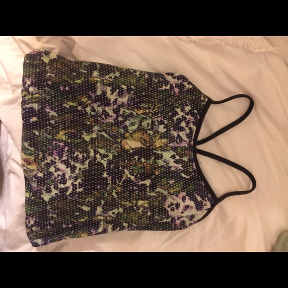 Lululemon tank with built in bra and pads size 6