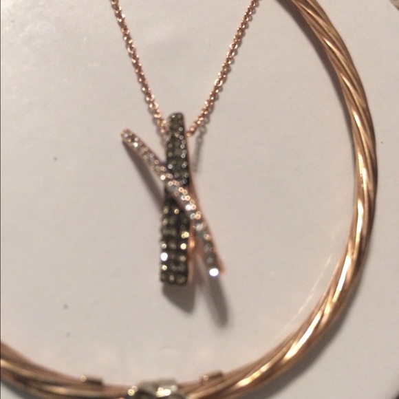 Rose colored gemstone pendant on chain & bracelet