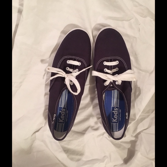 Navy Keds