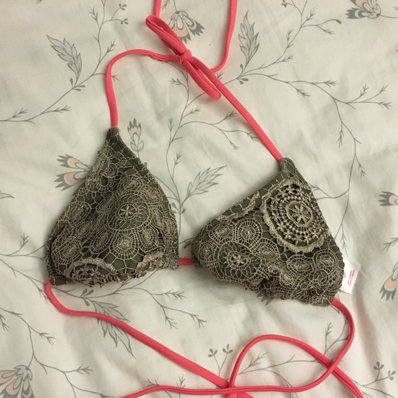Brand new Triangle bikini top