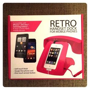 Retro handset dock for Mobile phones