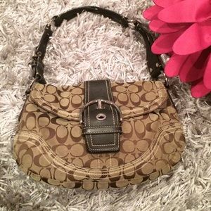 🎀🎉Coach Signature Hobo bag