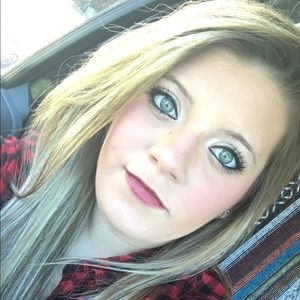 Meet your Posher, Tess