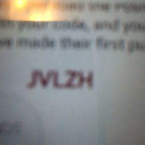 Meet your Posher, Ashley