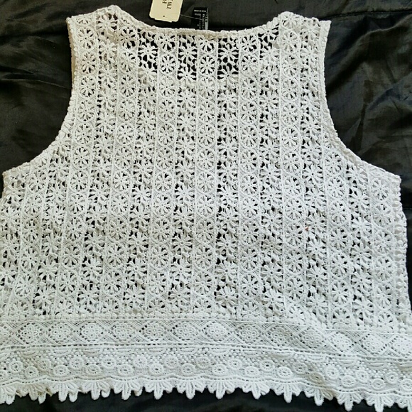 Crop top - Picture 2 of 2