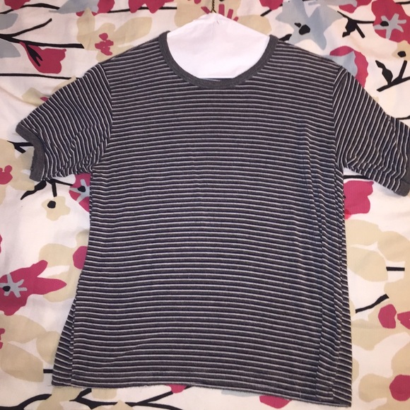Brandy Melville gray striped t shirt