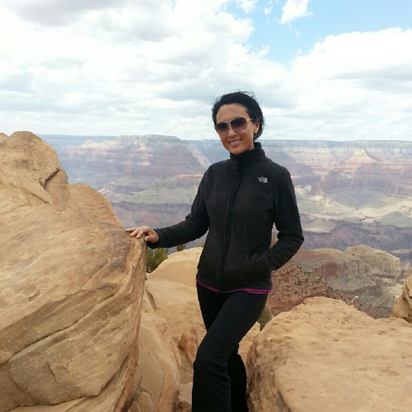 Meet your Posher, Susan - Picture 2 of 2