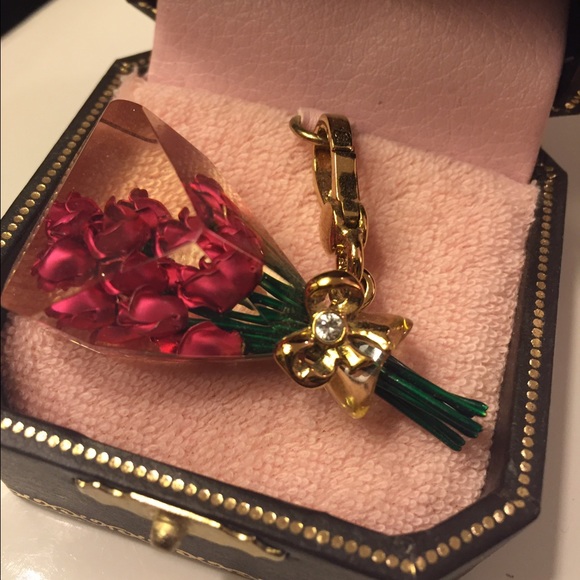 Juicy Couture Pink roses charm