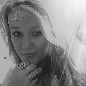 Meet your Posher, Laura leigh