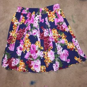 Brandy Melville navy blue floral pattern skirt