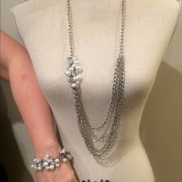 Premiere matching necklace & bracelet