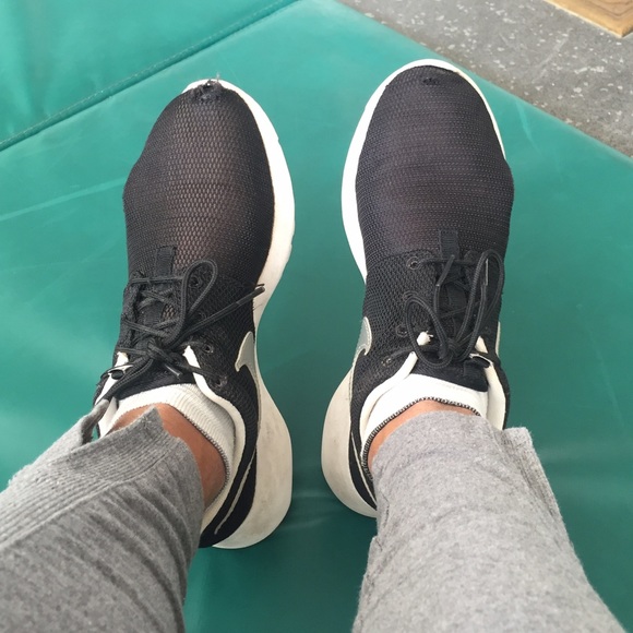 Nice roshe runs black small holes Nike