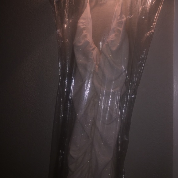 White and gold Prom Dress - Picture 2 of 2