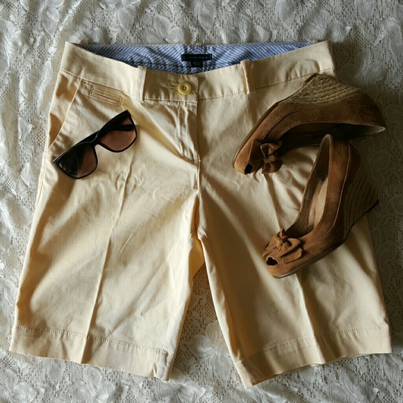 Tommy Hilfiger//Shorts Bundle - Picture 3 of 4