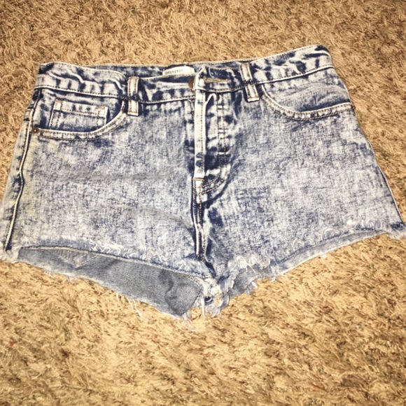 Acid wash high wasted shorts
