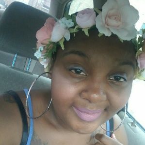 Meet your Posher, Brandi