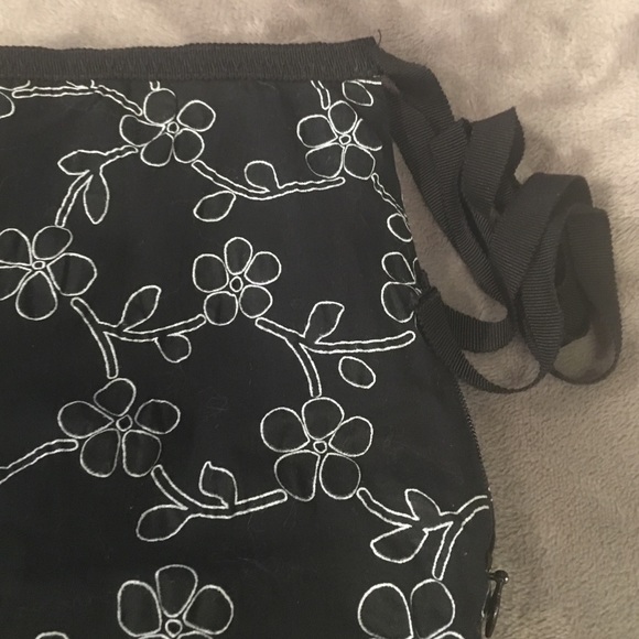 A line skirt - Picture 3 of 3