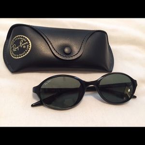 ✨SALE!✨ Ray Ban Vintage Bausch & Lomb Sunglasses