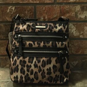Crossover Leopard purse.