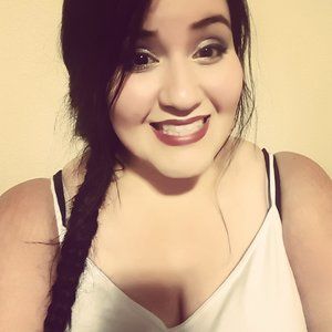 Meet your Posher, Justine