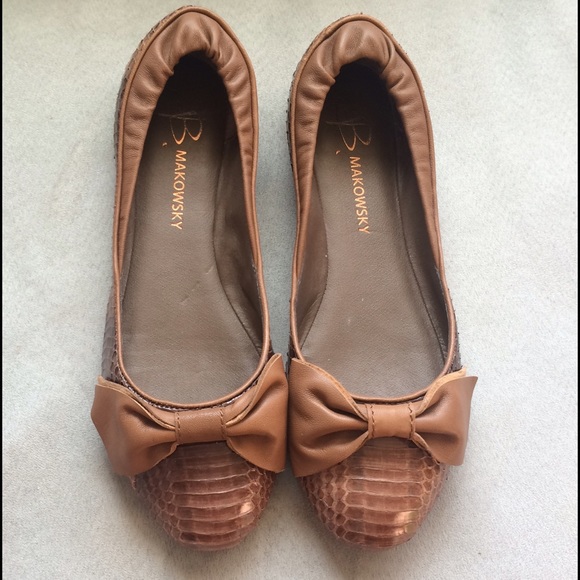 B. Makowsky Brown Snake Ballet Flats 6 EUC