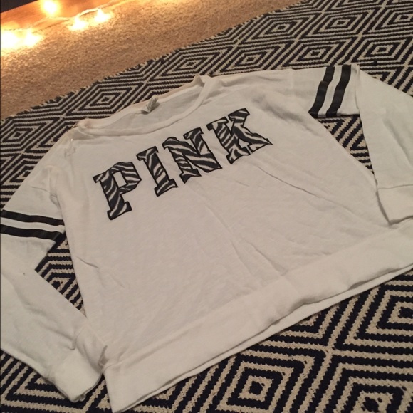 SOLD ON FB PINK Victoria Secret Long Sleeve - Picture 1 of 2