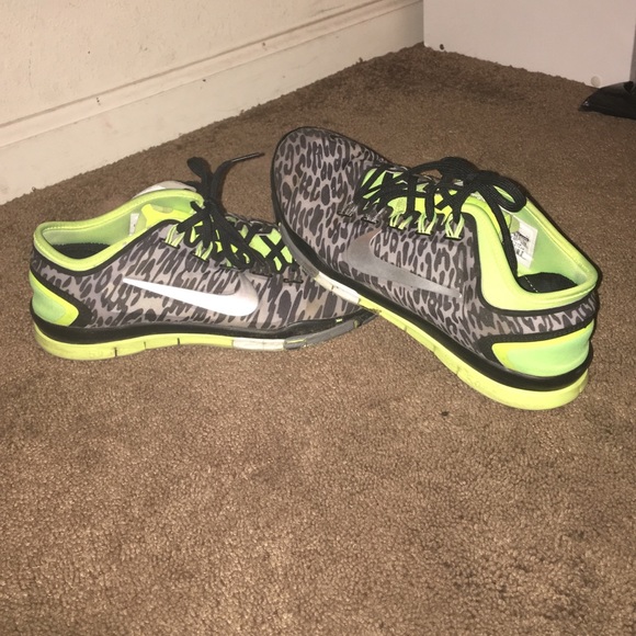 Nike 5.0 running shoes