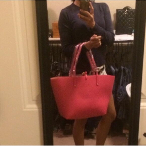 HOST Pick 🎉NEW🎉 Reversible Tote - Picture 4 of 4