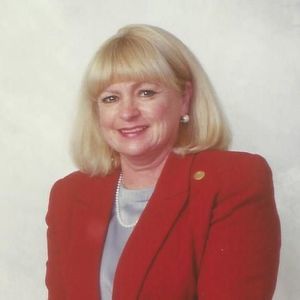 Meet your Posher, Lorraine