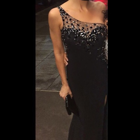 Beautiful Long Black Dress