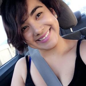 Meet your Posher, Alejandra