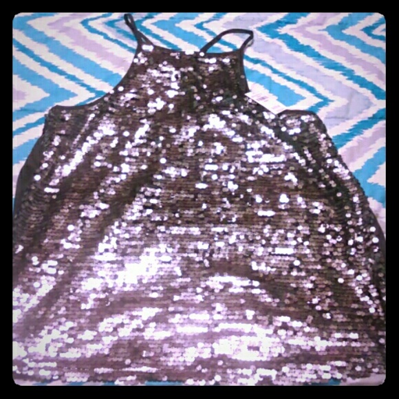 ❌SOLD ❌Hollister Silver sequence tank. - Picture 1 of 3