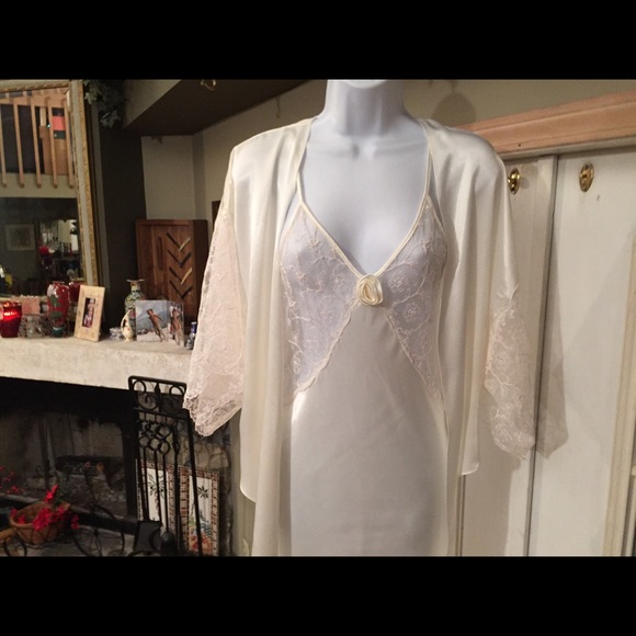 Vintage jessica lynn Other - VTG IVORY & PINK JESSICA LYNN COLLECTION LINGERIE