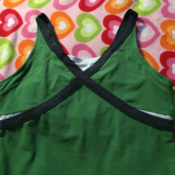 Nike Tank Tops - Picture 2 of 4