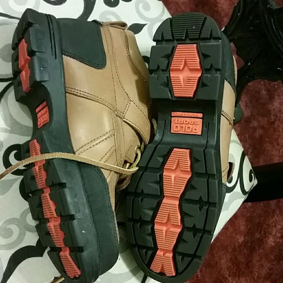 Boots - Picture 4 of 4